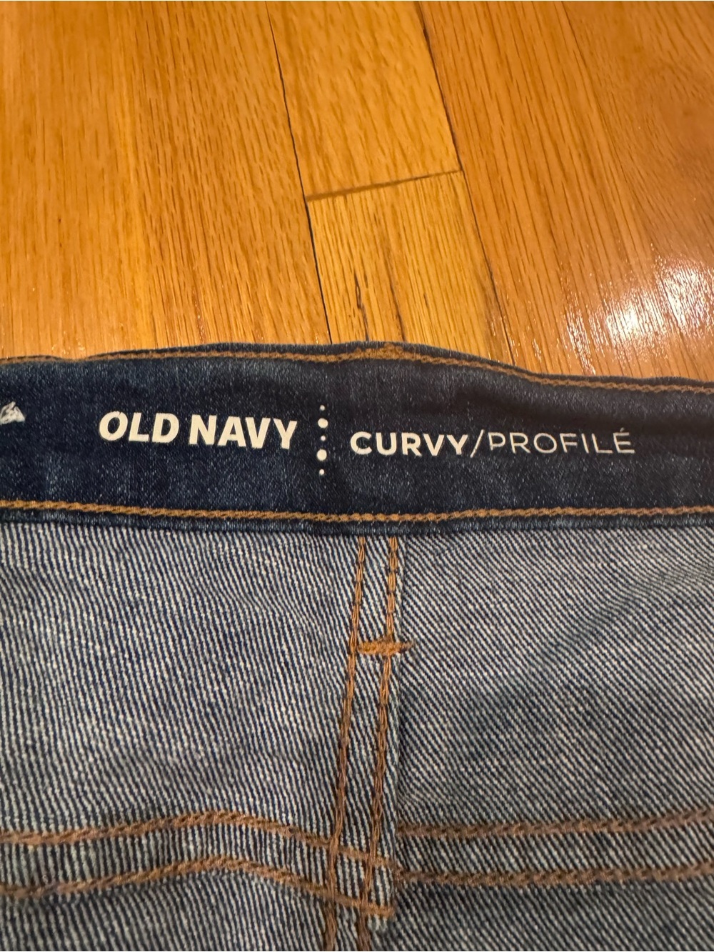 Old Navy Blue Curvy Denim Shorts 16 - Picture 3 of 3